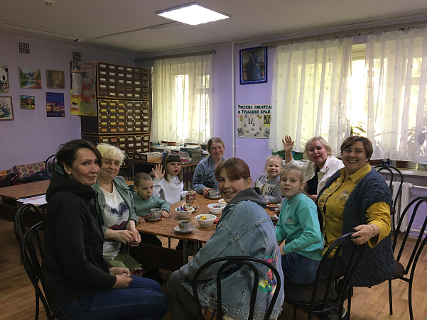 В Щекинской городской детской библиотеке отпраздновали международный День семьи.