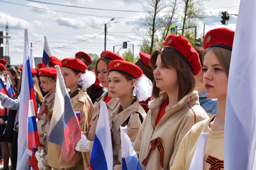 Щекинцы встретили участников патриотического мотомарша.