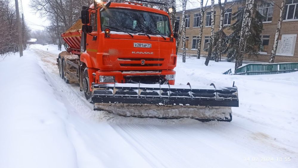 Городские службы работают в усиленном режиме из-за непогоды.