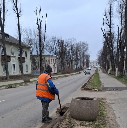 Рабочий поселок Первомайский: чистота и порядок благодаря усилиям коммунальщиков!.