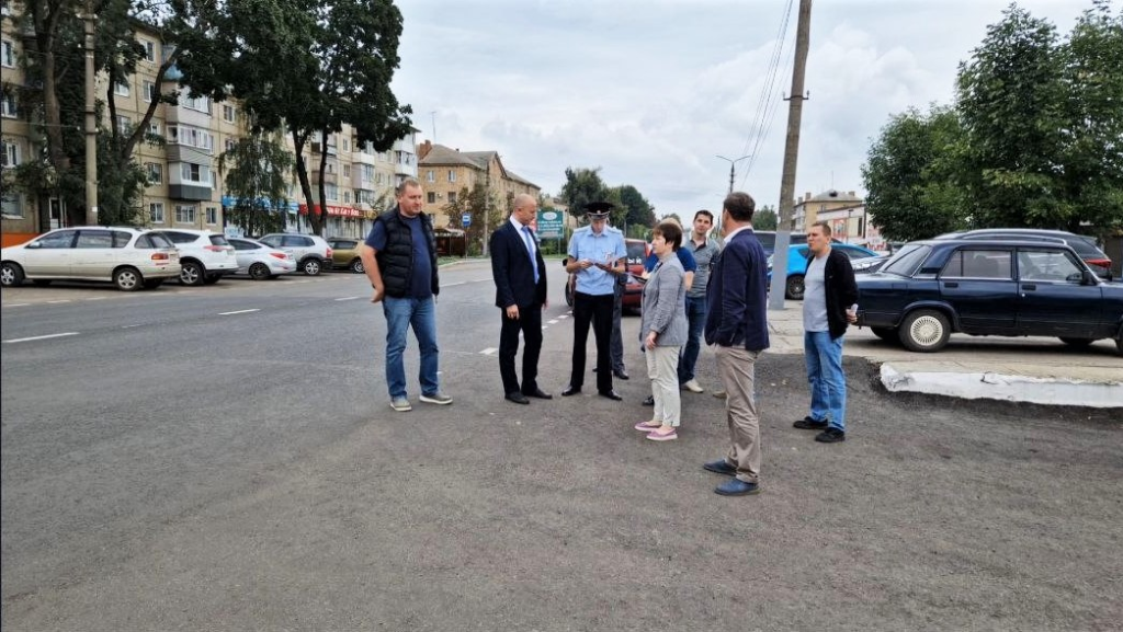 В Щекино состоялась приемка автодороги по улице Советской.