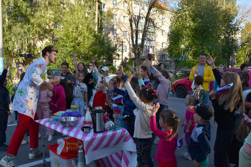 В Щекино состоялся яркий праздник «Лето во дворах».