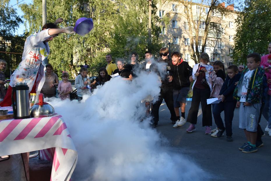 В Щекино состоялся яркий праздник «Лето во дворах».